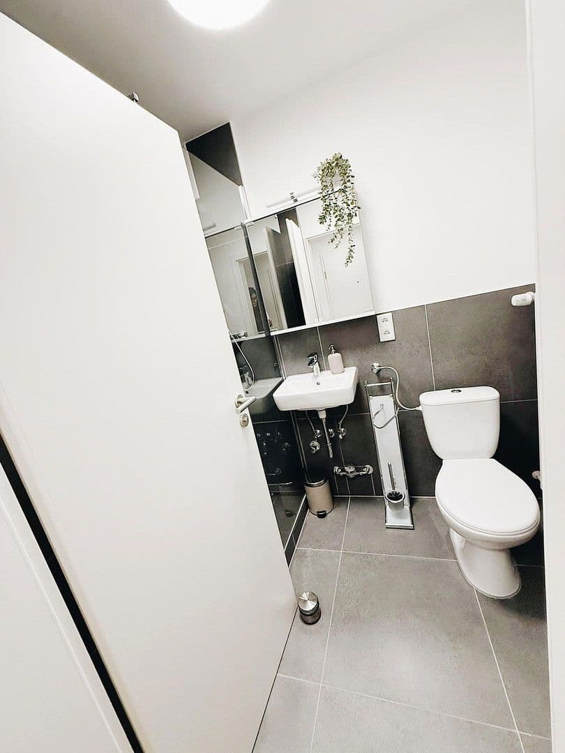 Studio flat to rent, 35 m², Königswieser Straße 1, München, Bavaria Studio flat to rent, 35 m², Königswieser Straße 1, München, Bavaria