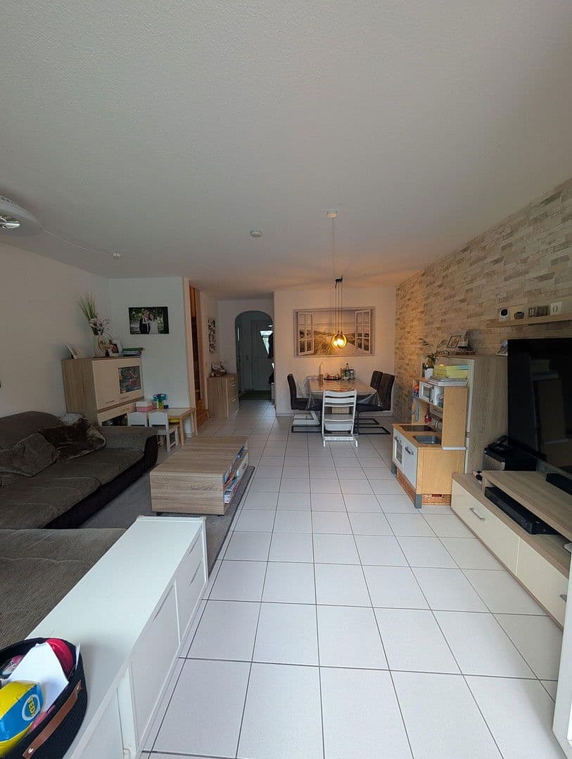 house for sale, 107 m², Nidderau, Hesse house for sale, 107 m², Nidderau, Hesse