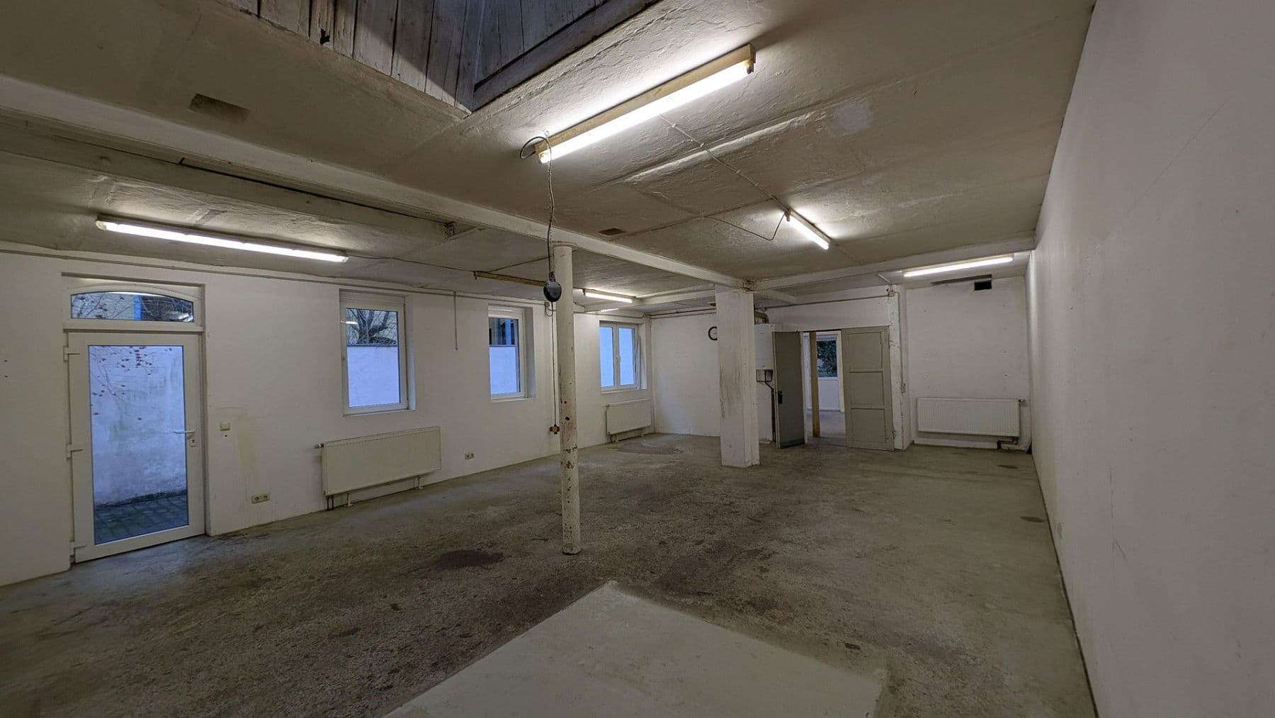 non-residential property to rent, 141 m², Hanover, Lower Saxony non-residential property to rent, 141 m², Hanover, Lower Saxony