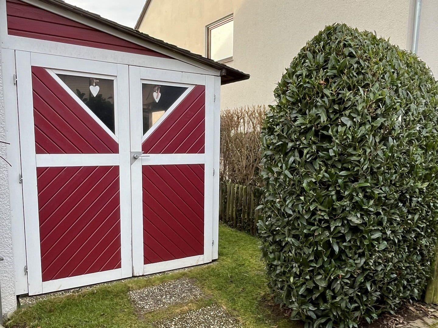 house for sale, 146 m², Stuttgart-Weilimdorf (Wolfbusch), Baden-Württemberg house for sale, 146 m², Stuttgart-Weilimdorf (Wolfbusch), Baden-Württemberg