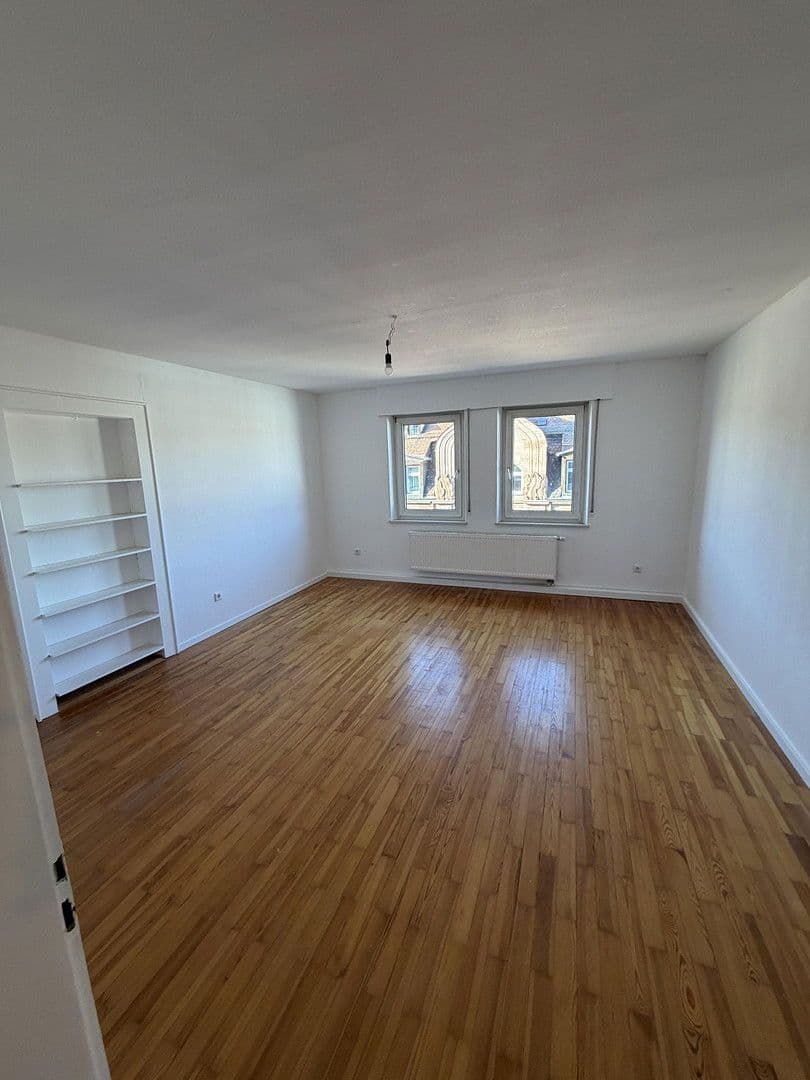 4 bedroom flat to rent, 120 m², Bucher Straße 97, Nürnberg, Bavaria 4 bedroom flat to rent, 120 m², Bucher Straße 97, Nürnberg, Bavaria