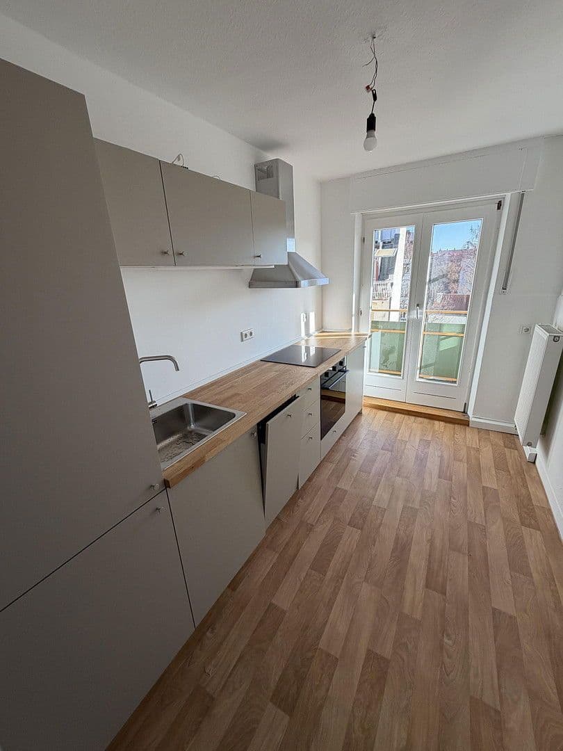 4 bedroom flat to rent, 120 m², Bucher Straße 97, Nürnberg, Bavaria 4 bedroom flat to rent, 120 m², Bucher Straße 97, Nürnberg, Bavaria