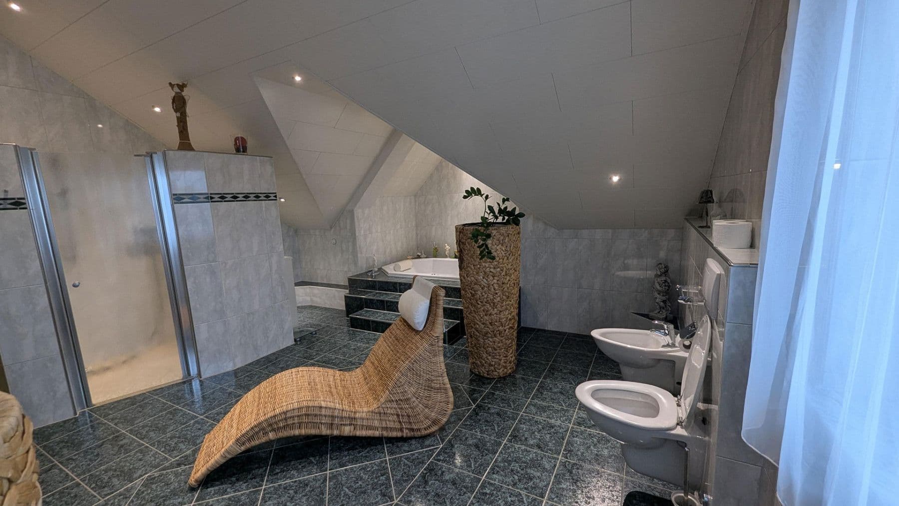 4 bedroom flat to rent, 186 m², Flörsheim-Dalsheim, Rhineland-Palatinate 4 bedroom flat to rent, 186 m², Flörsheim-Dalsheim, Rhineland-Palatinate