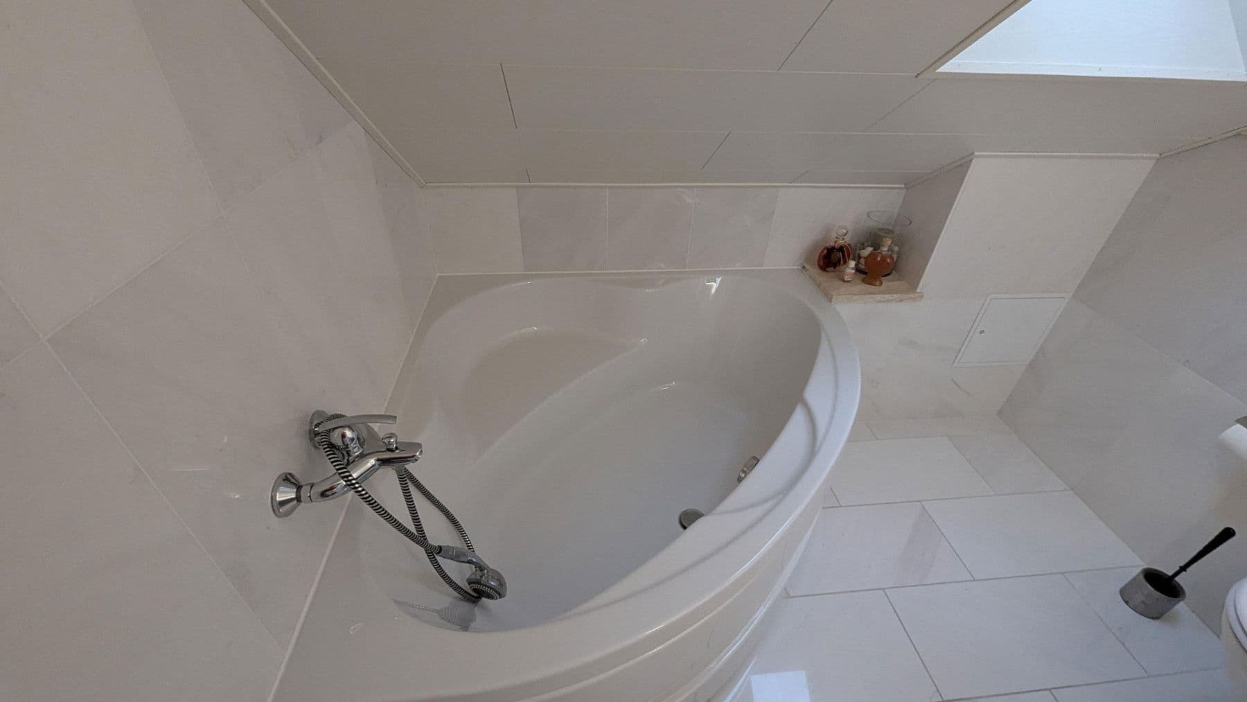 4 bedroom flat to rent, 186 m², Flörsheim-Dalsheim, Rhineland-Palatinate 4 bedroom flat to rent, 186 m², Flörsheim-Dalsheim, Rhineland-Palatinate