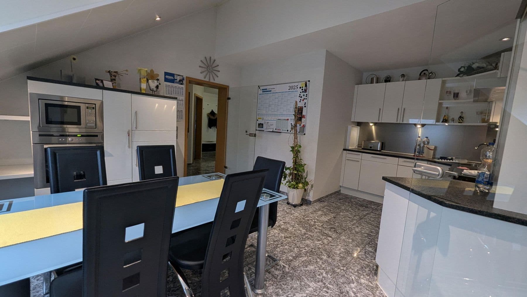 4 bedroom flat to rent, 186 m², Flörsheim-Dalsheim, Rhineland-Palatinate 4 bedroom flat to rent, 186 m², Flörsheim-Dalsheim, Rhineland-Palatinate