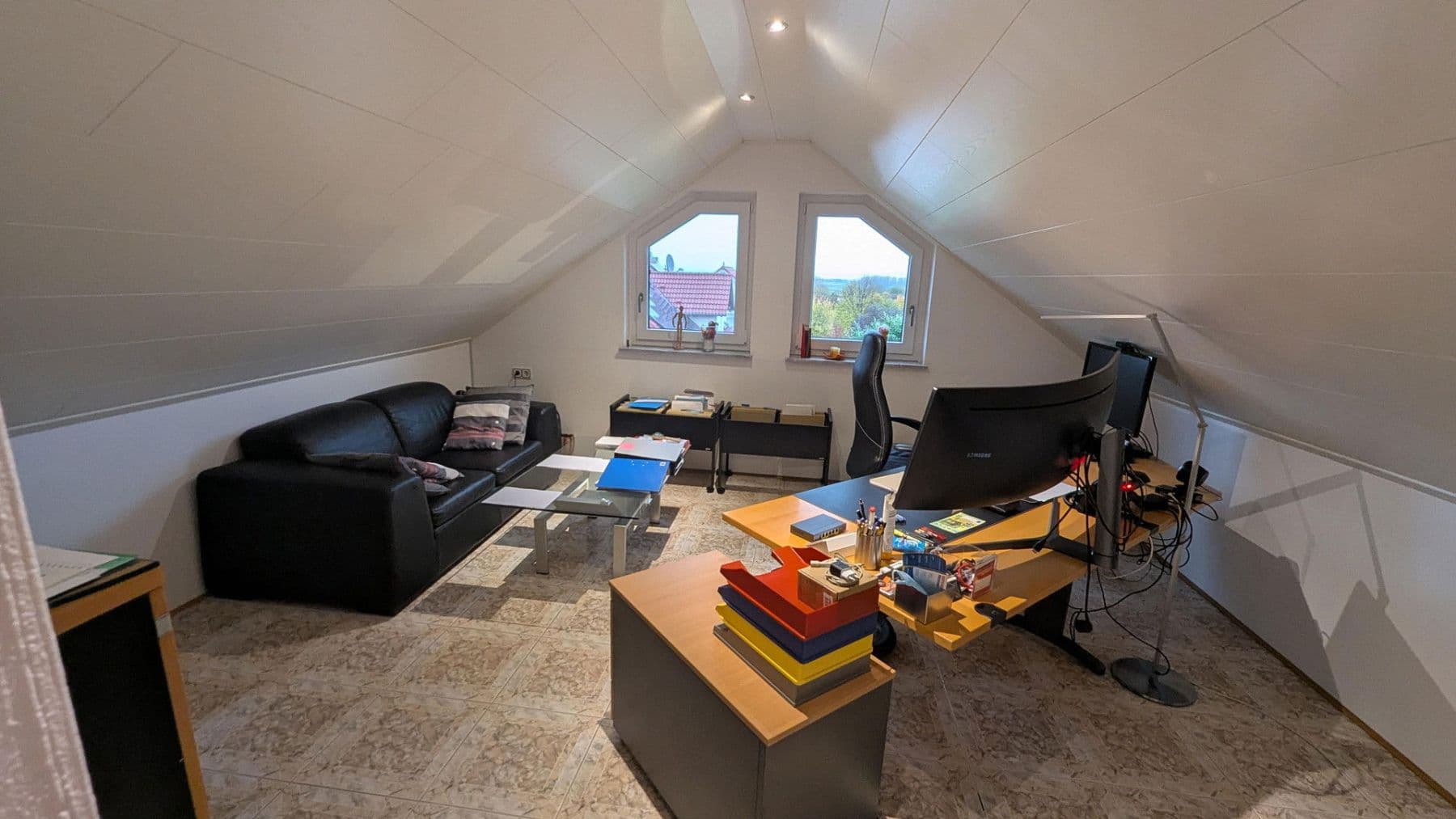 4 bedroom flat to rent, 186 m², Flörsheim-Dalsheim, Rhineland-Palatinate 4 bedroom flat to rent, 186 m², Flörsheim-Dalsheim, Rhineland-Palatinate