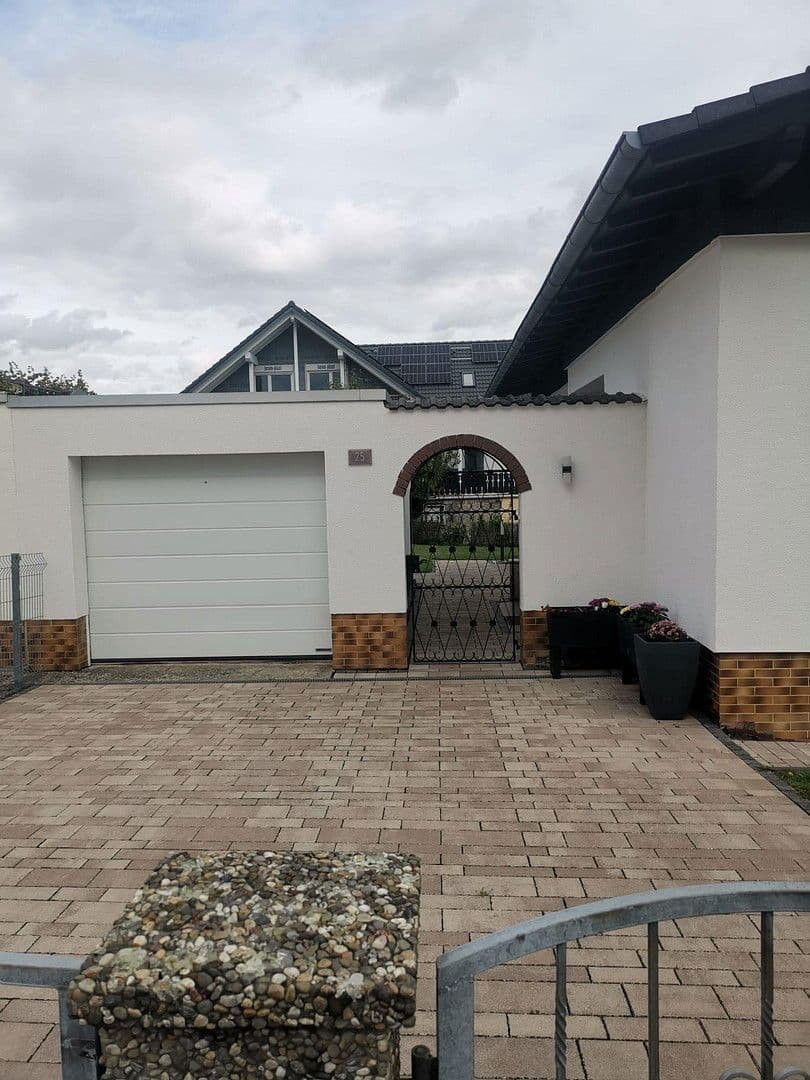 house for sale, 180 m², Groß-Zimmerner Str. 25, Reinheim, Hesse house for sale, 180 m², Groß-Zimmerner Str. 25, Reinheim, Hesse