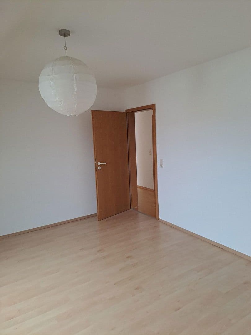 3 bedroom flat to rent, 77 m², Adelsdorf, Bavaria 3 bedroom flat to rent, 77 m², Adelsdorf, Bavaria