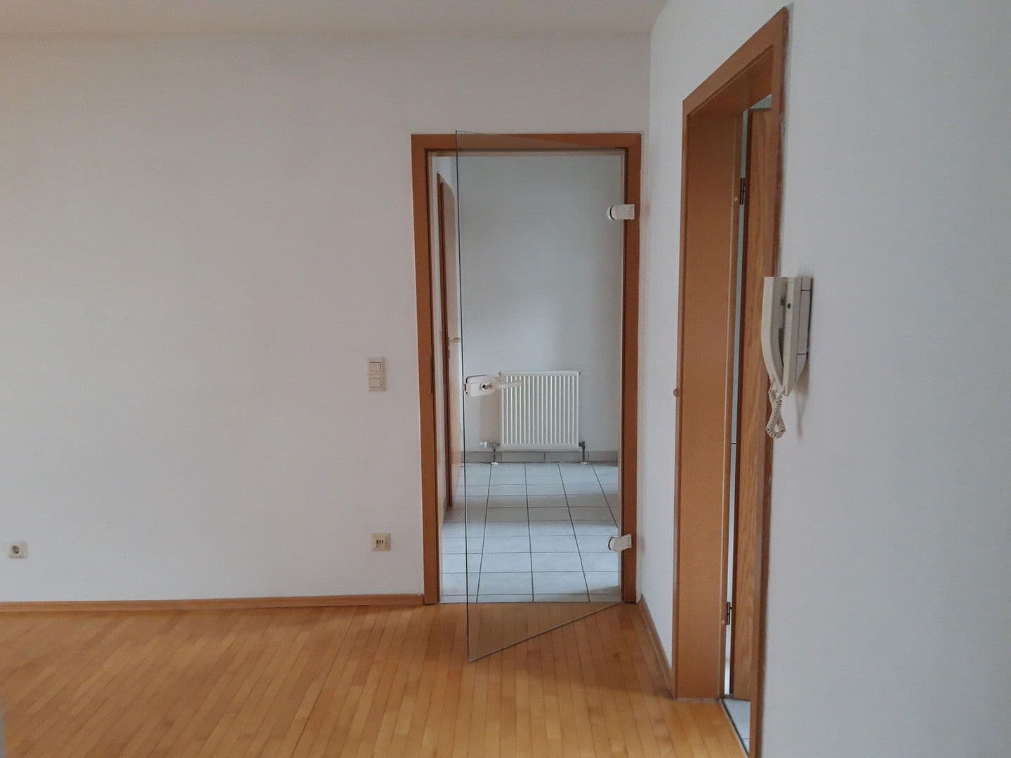 3 bedroom flat to rent, 77 m², Adelsdorf, Bavaria 3 bedroom flat to rent, 77 m², Adelsdorf, Bavaria
