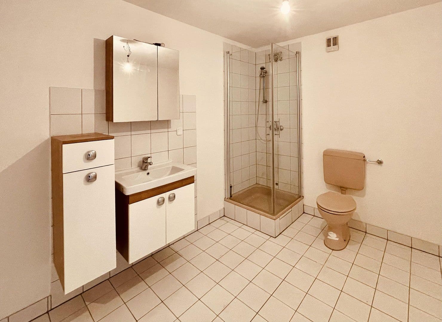 house for sale, 176 m², Simmozheim, Baden-Württemberg house for sale, 176 m², Simmozheim, Baden-Württemberg