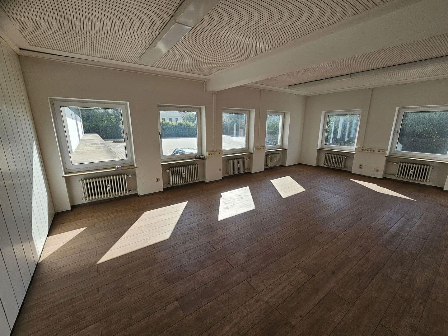 non-residential property to rent, 2,500 m², Marienstraße 35, Furth im Wald, Bavaria non-residential property to rent, 2,500 m², Marienstraße 35, Furth im Wald, Bavaria