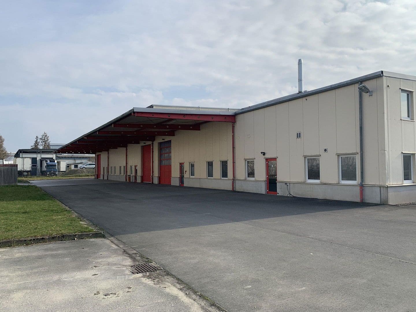 non-residential property to rent, 7,423 m², Oberer Westring 41, Büren, North Rhine-Westphalia non-residential property to rent, 7,423 m², Oberer Westring 41, Büren, North Rhine-Westphalia
