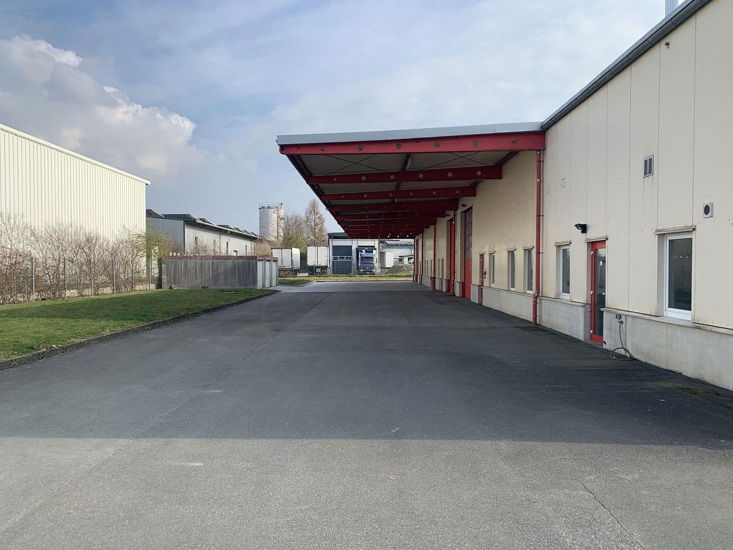 non-residential property to rent, 7,423 m², Oberer Westring 41, Büren, North Rhine-Westphalia non-residential property to rent, 7,423 m², Oberer Westring 41, Büren, North Rhine-Westphalia