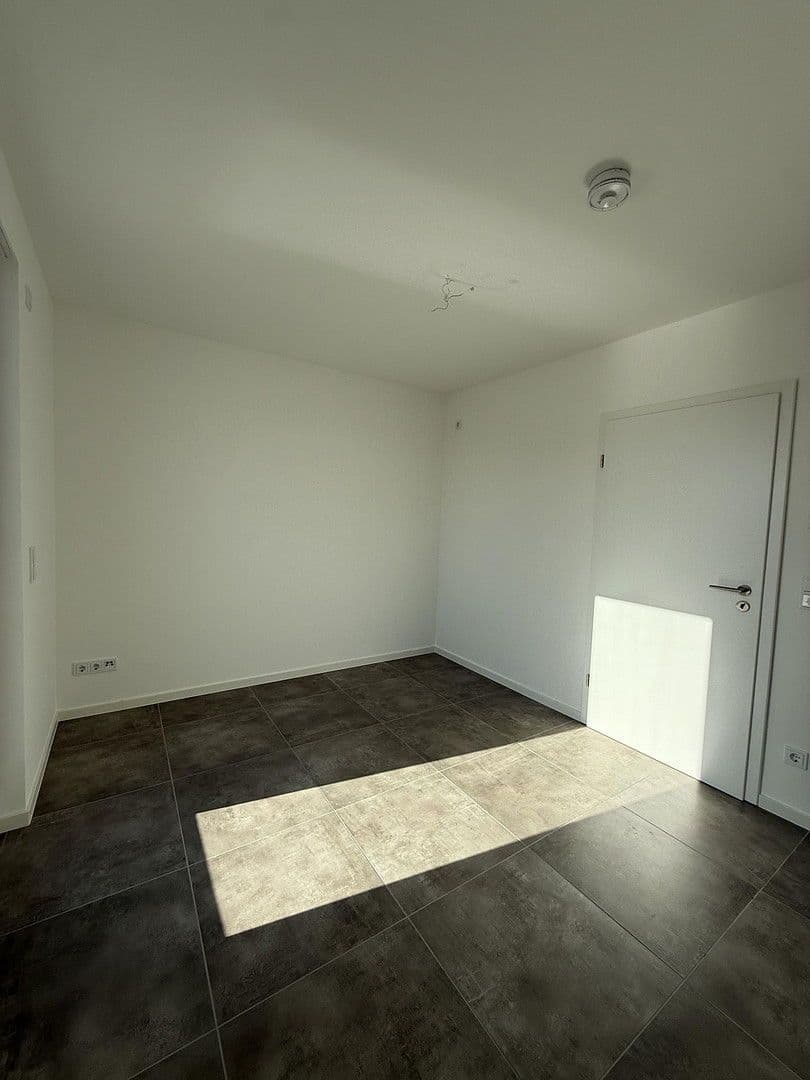 5 bedroom flat to rent, 134 m², Langendiebacher Str. 49, Erlensee, Hesse 5 bedroom flat to rent, 134 m², Langendiebacher Str. 49, Erlensee, Hesse