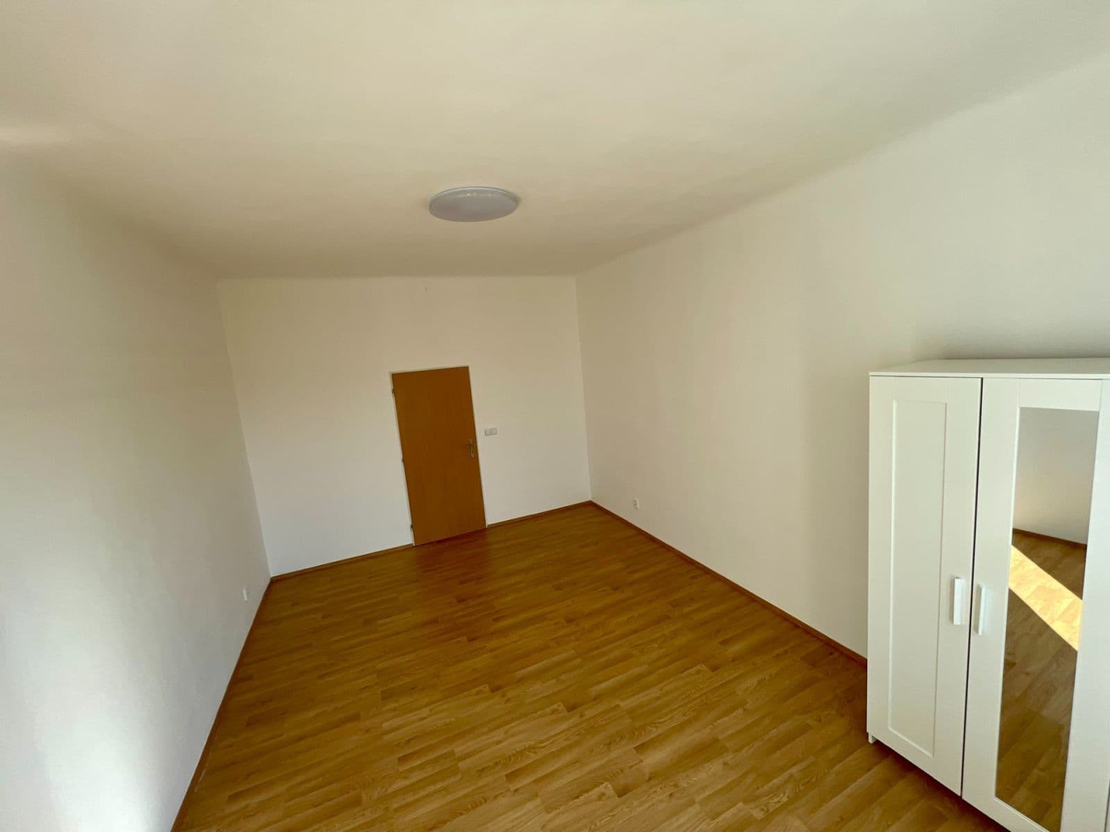 1 bedroom flat to rent, 37 m², Kuklenská, Brno, Jihomoravský Region 1 bedroom flat to rent, 37 m², Kuklenská, Brno, Jihomoravský Region