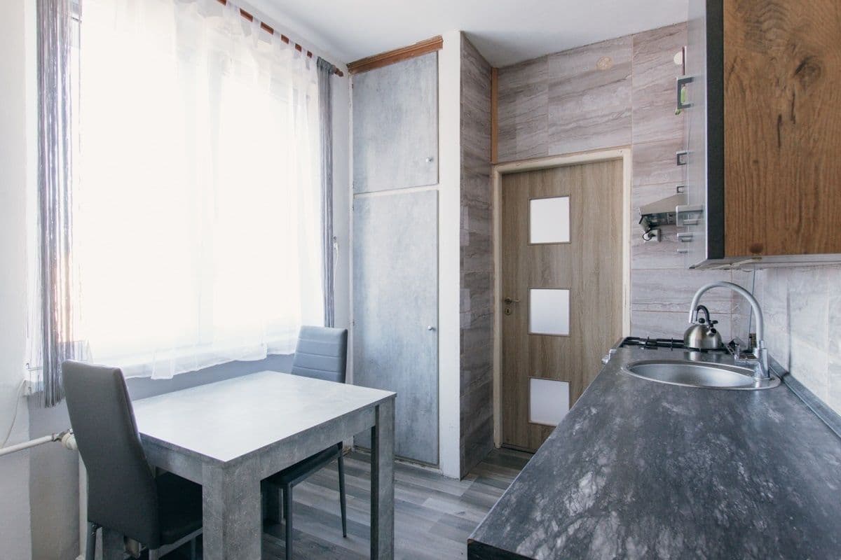 3 bedroom flat for sale, 64 m², Hlavní, Aš, Karlovarský Region 3 bedroom flat for sale, 64 m², Hlavní, Aš, Karlovarský Region