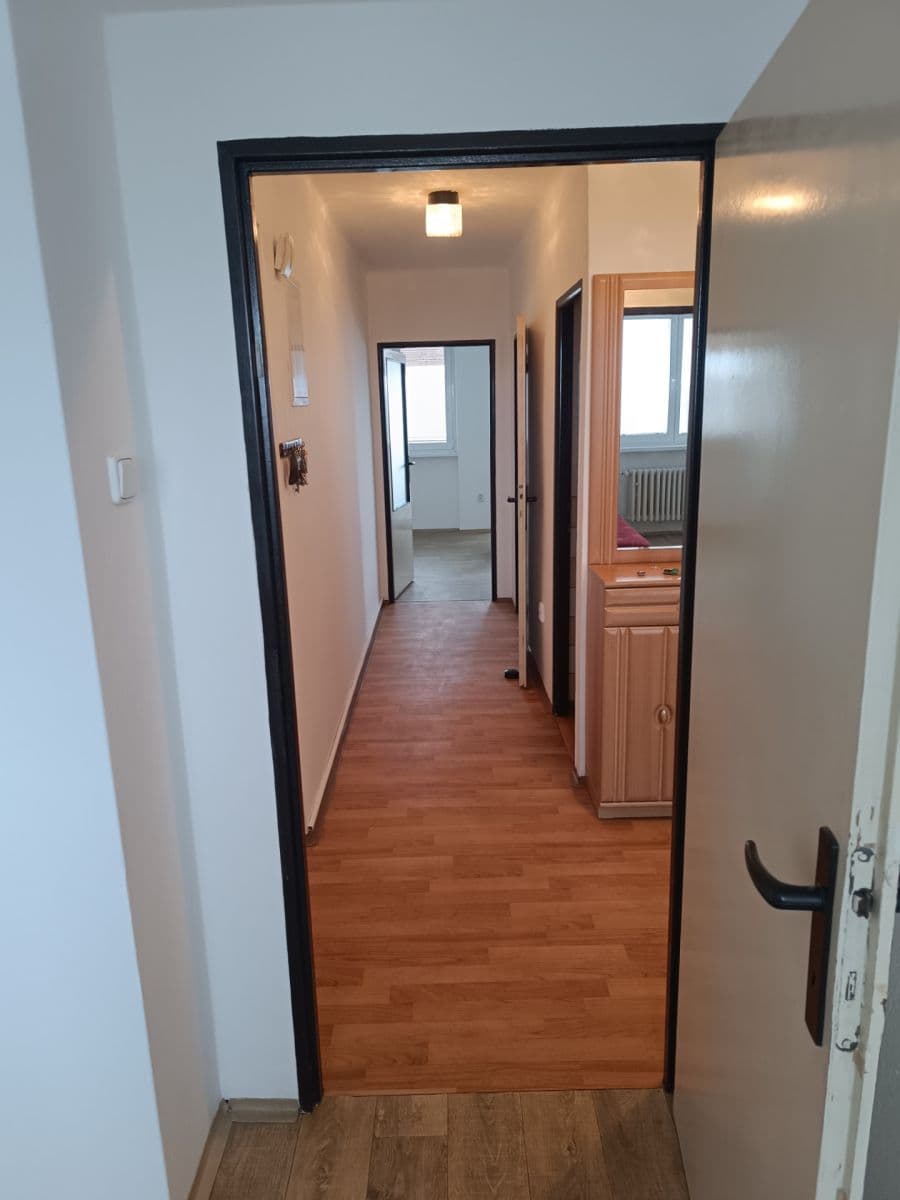 2 bedroom with open-plan kitchen flat for sale, 73 m², Štolmířská, Český Brod, Středočeský Region 2 bedroom with open-plan kitchen flat for sale, 73 m², Štolmířská, Český Brod, Středočeský Region