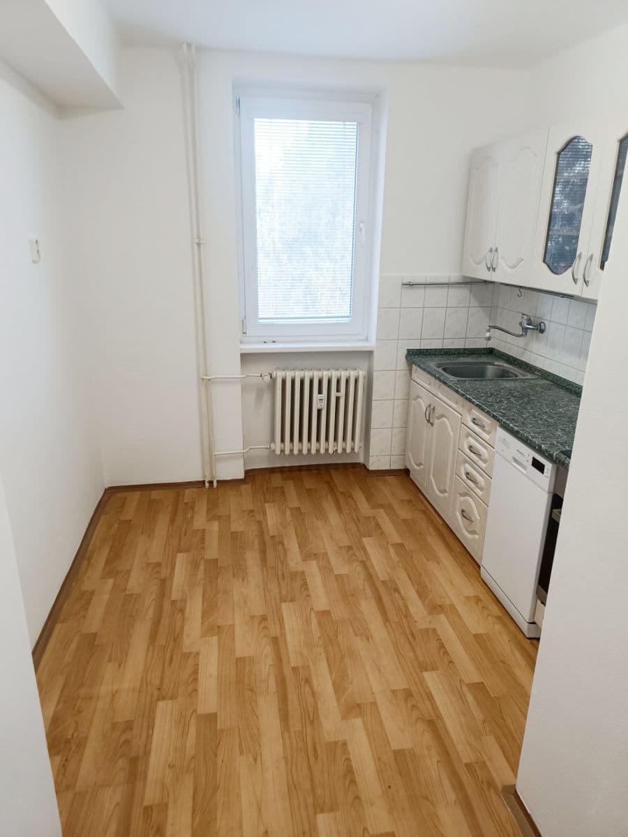 2 bedroom with open-plan kitchen flat for sale, 73 m², Štolmířská, Český Brod, Středočeský Region 2 bedroom with open-plan kitchen flat for sale, 73 m², Štolmířská, Český Brod, Středočeský Region