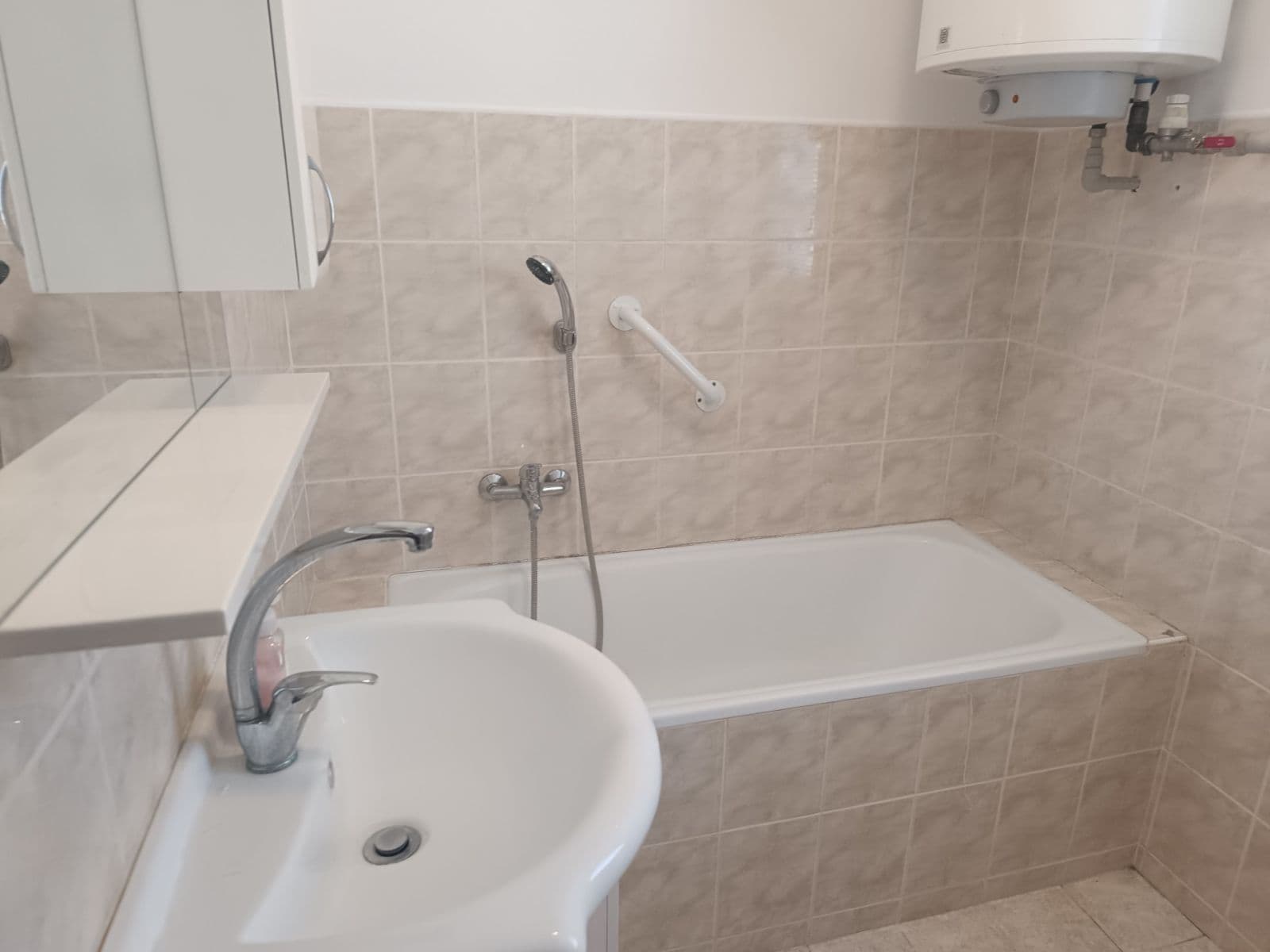 2 bedroom with open-plan kitchen flat for sale, 73 m², Štolmířská, Český Brod, Středočeský Region 2 bedroom with open-plan kitchen flat for sale, 73 m², Štolmířská, Český Brod, Středočeský Region