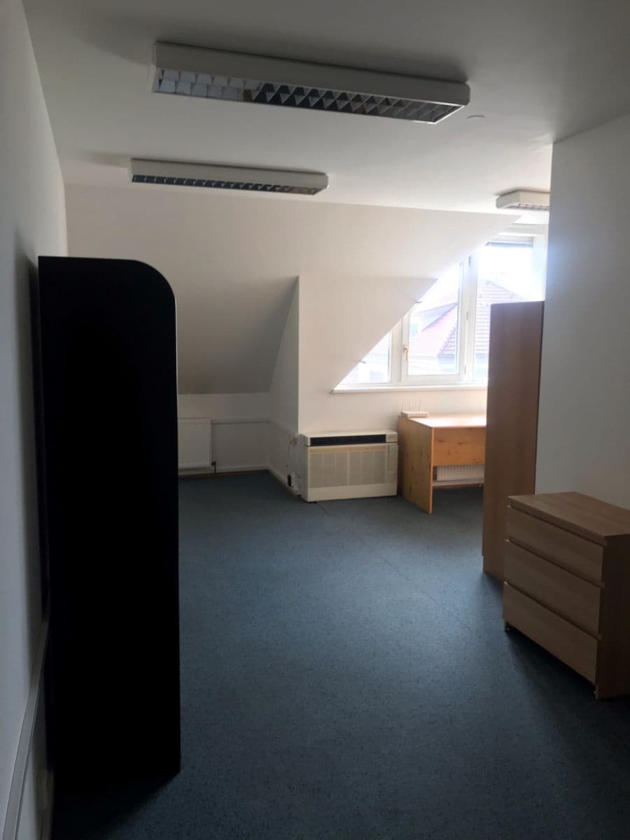 2 bedroom flat to rent, 81 m², Půlkruhová, Prague, Prague 2 bedroom flat to rent, 81 m², Půlkruhová, Prague, Prague