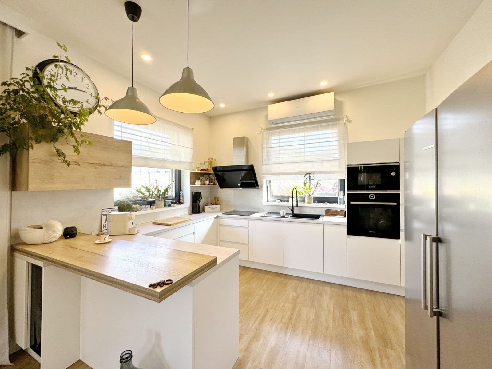 house for sale, 411 m², Na Obci, Hostouň, Středočeský Region house for sale, 411 m², Na Obci, Hostouň, Středočeský Region