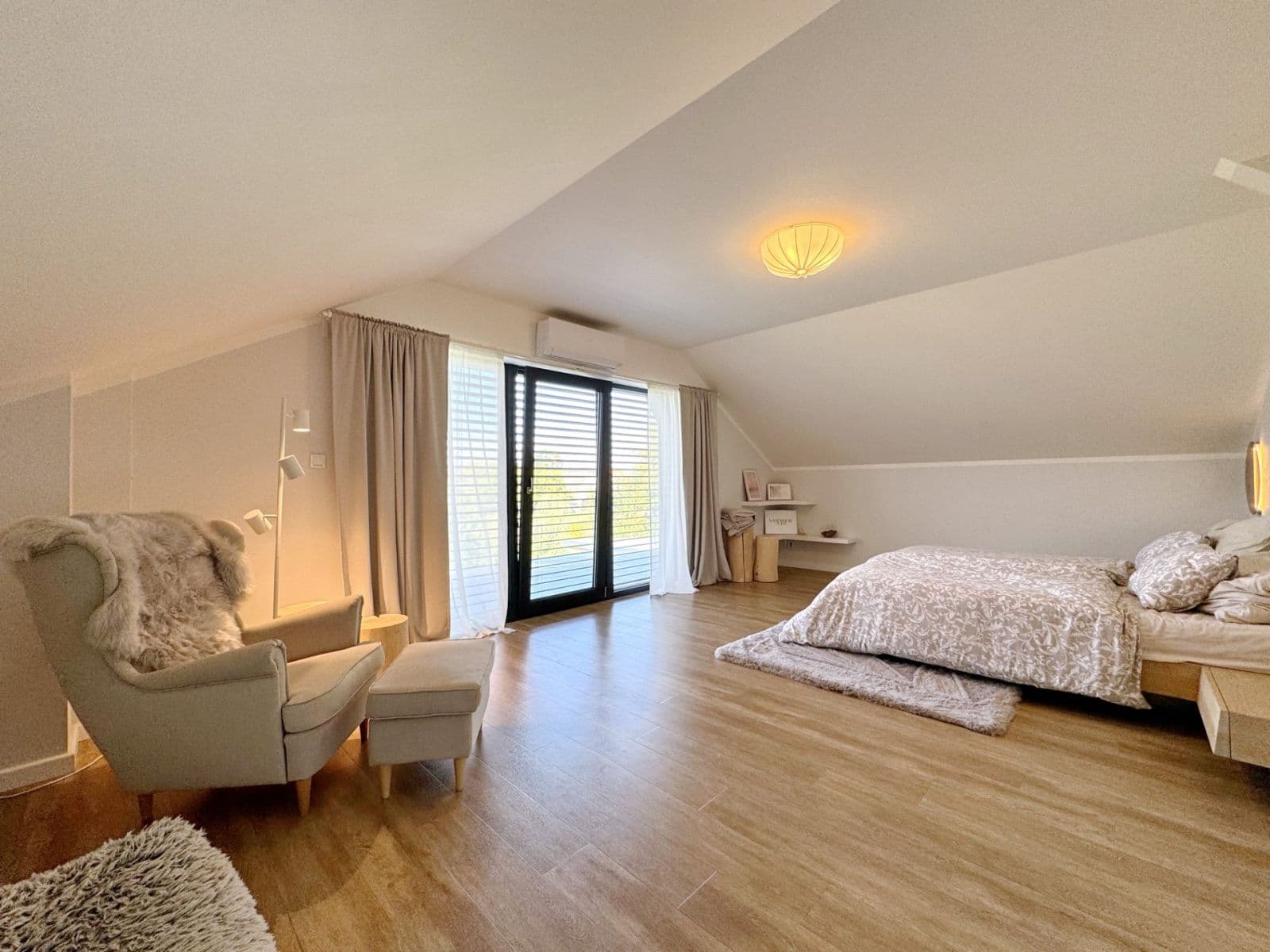 house for sale, 411 m², Na Obci, Hostouň, Středočeský Region house for sale, 411 m², Na Obci, Hostouň, Středočeský Region