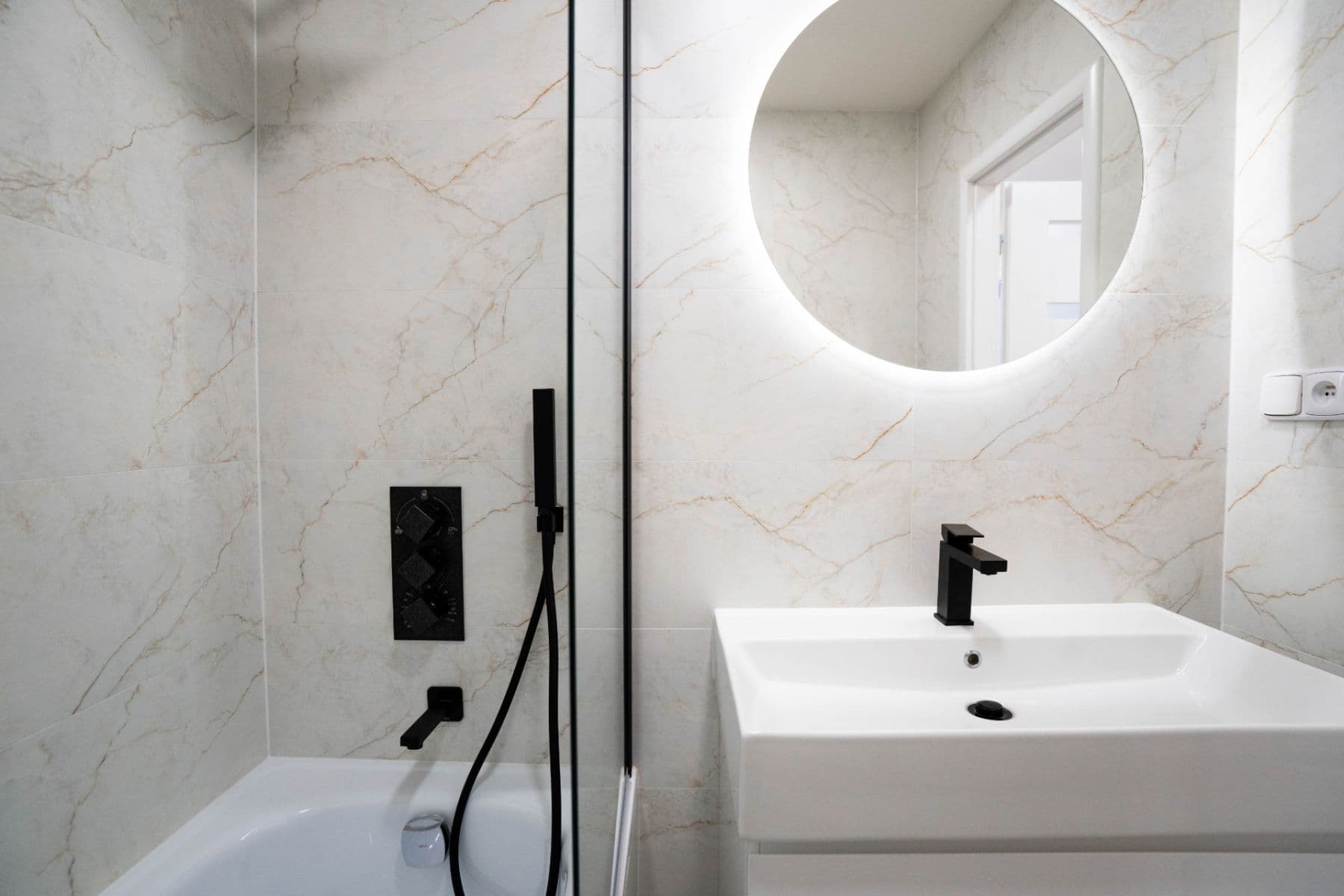 3 bedroom flat for sale, 86 m², Janského, Prague, Prague 3 bedroom flat for sale, 86 m², Janského, Prague, Prague