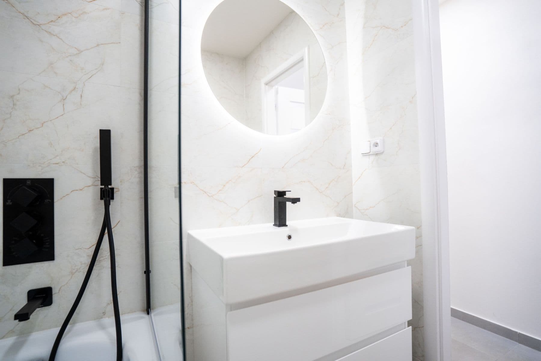 3 bedroom flat for sale, 86 m², Janského, Prague, Prague 3 bedroom flat for sale, 86 m², Janského, Prague, Prague