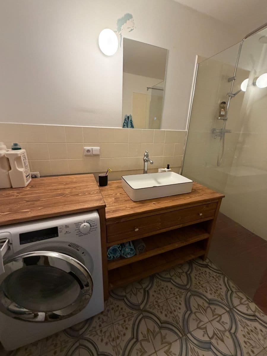 3 bedroom flat to rent, 88 m², Fričova, Prague, Prague 3 bedroom flat to rent, 88 m², Fričova, Prague, Prague