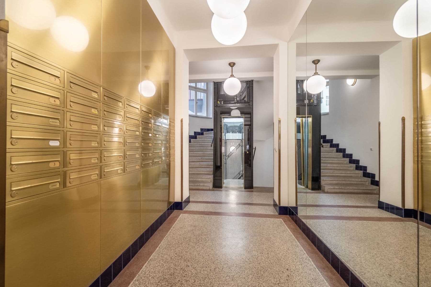 Studio flat to rent, 25 m², Lucemburská, Prague, Prague Studio flat to rent, 25 m², Lucemburská, Prague, Prague