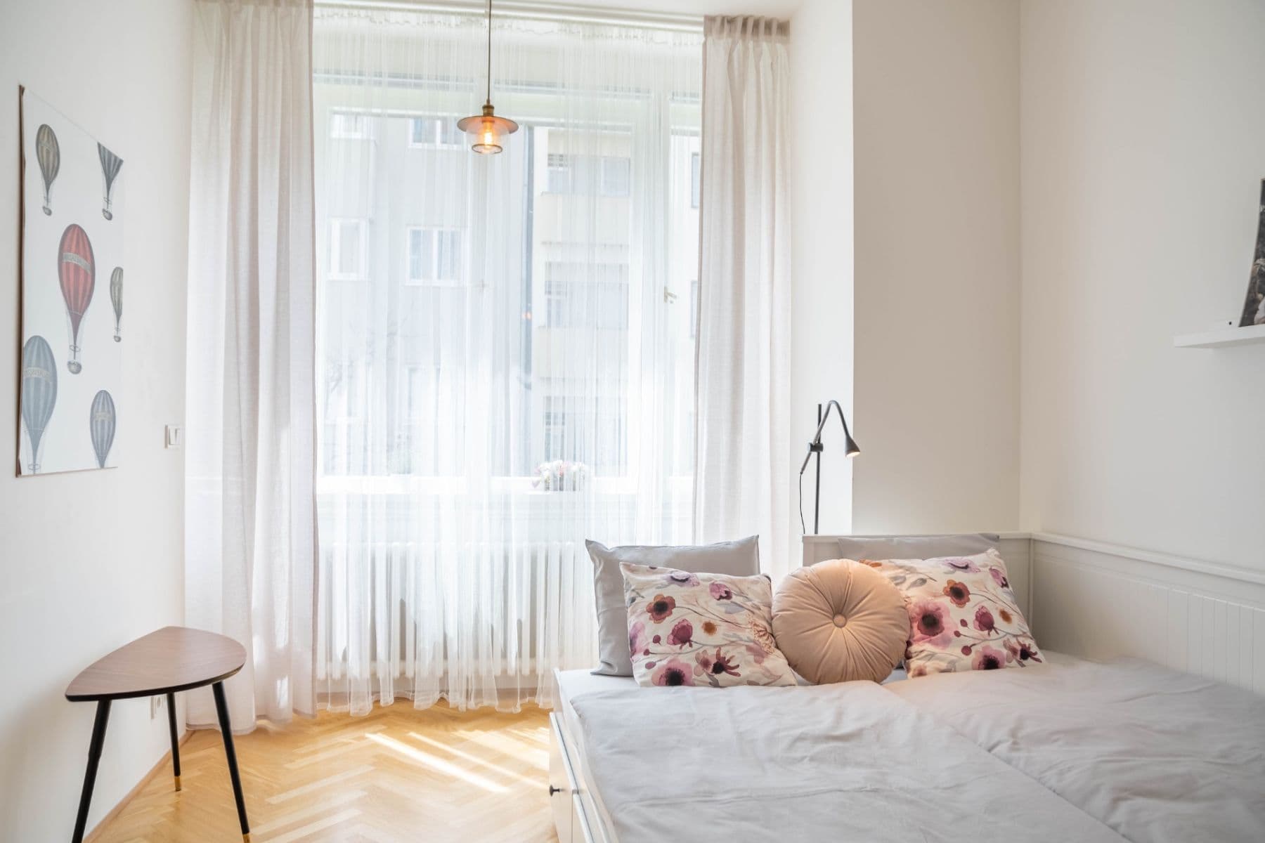 Studio flat to rent, 25 m², Lucemburská, Prague, Prague Studio flat to rent, 25 m², Lucemburská, Prague, Prague