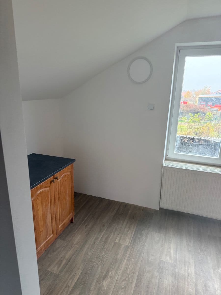 2 bedroom flat to rent, 80 m², U Parku, Svojetice, Středočeský Region 2 bedroom flat to rent, 80 m², U Parku, Svojetice, Středočeský Region