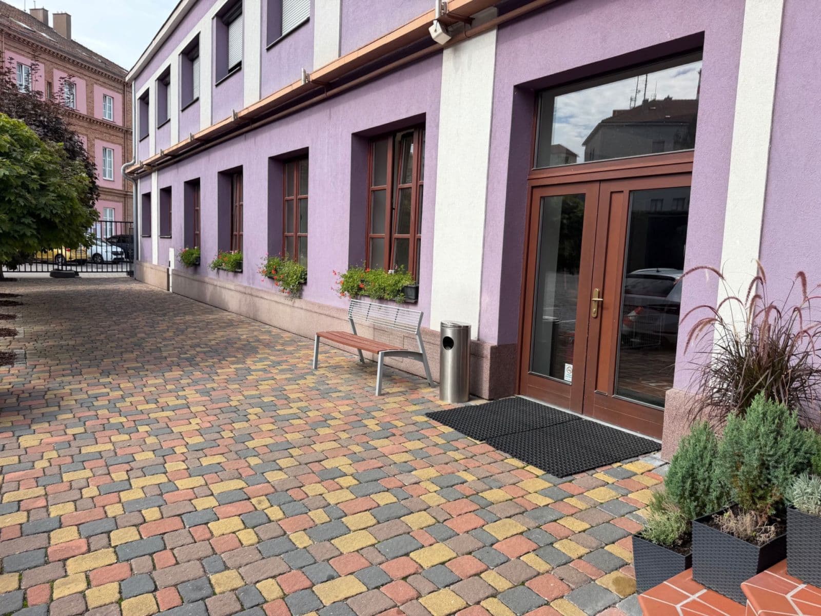 non-residential property to rent, 299 m², Radlas, Brno, Jihomoravský Region non-residential property to rent, 299 m², Radlas, Brno, Jihomoravský Region