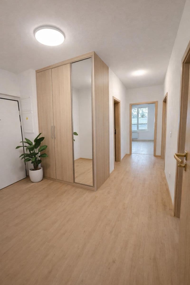 2 bedroom with open-plan kitchen flat for sale, 78 m², Nová Tesla, Pardubice, Pardubický Region 2 bedroom with open-plan kitchen flat for sale, 78 m², Nová Tesla, Pardubice, Pardubický Region