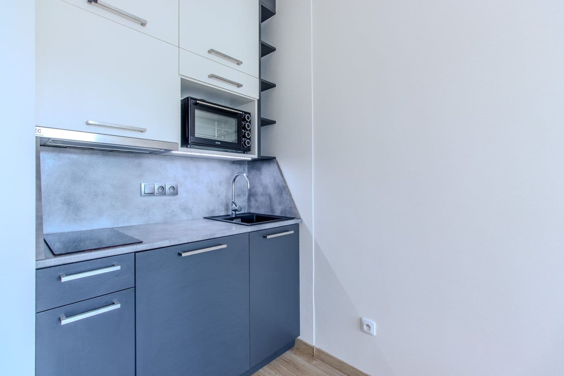 Studio flat to rent, 23 m², Peroutkova, Prague, Prague Studio flat to rent, 23 m², Peroutkova, Prague, Prague