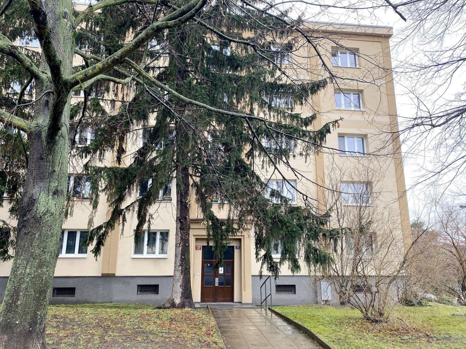 2 bedroom with open-plan kitchen flat to rent, 73 m², Dubečská, Prague, Prague 2 bedroom with open-plan kitchen flat to rent, 73 m², Dubečská, Prague, Prague