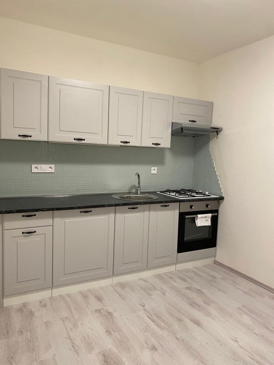 3 bedroom flat to rent, 55 m², Rumburská, Prague, Prague 3 bedroom flat to rent, 55 m², Rumburská, Prague, Prague