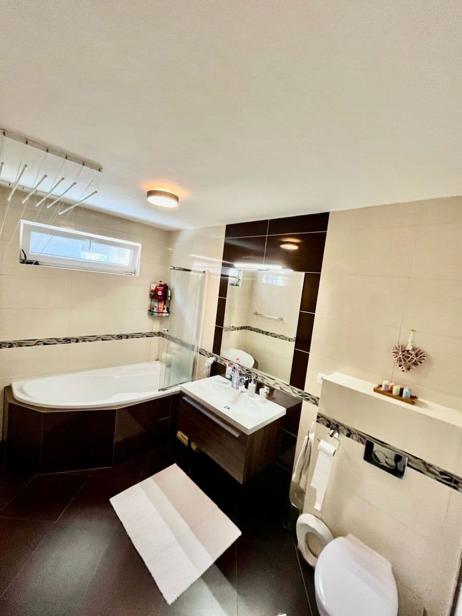 4 bedroom flat for sale, 79 m², Jazerná, Rovinka, Bratislavský Region 4 bedroom flat for sale, 79 m², Jazerná, Rovinka, Bratislavský Region