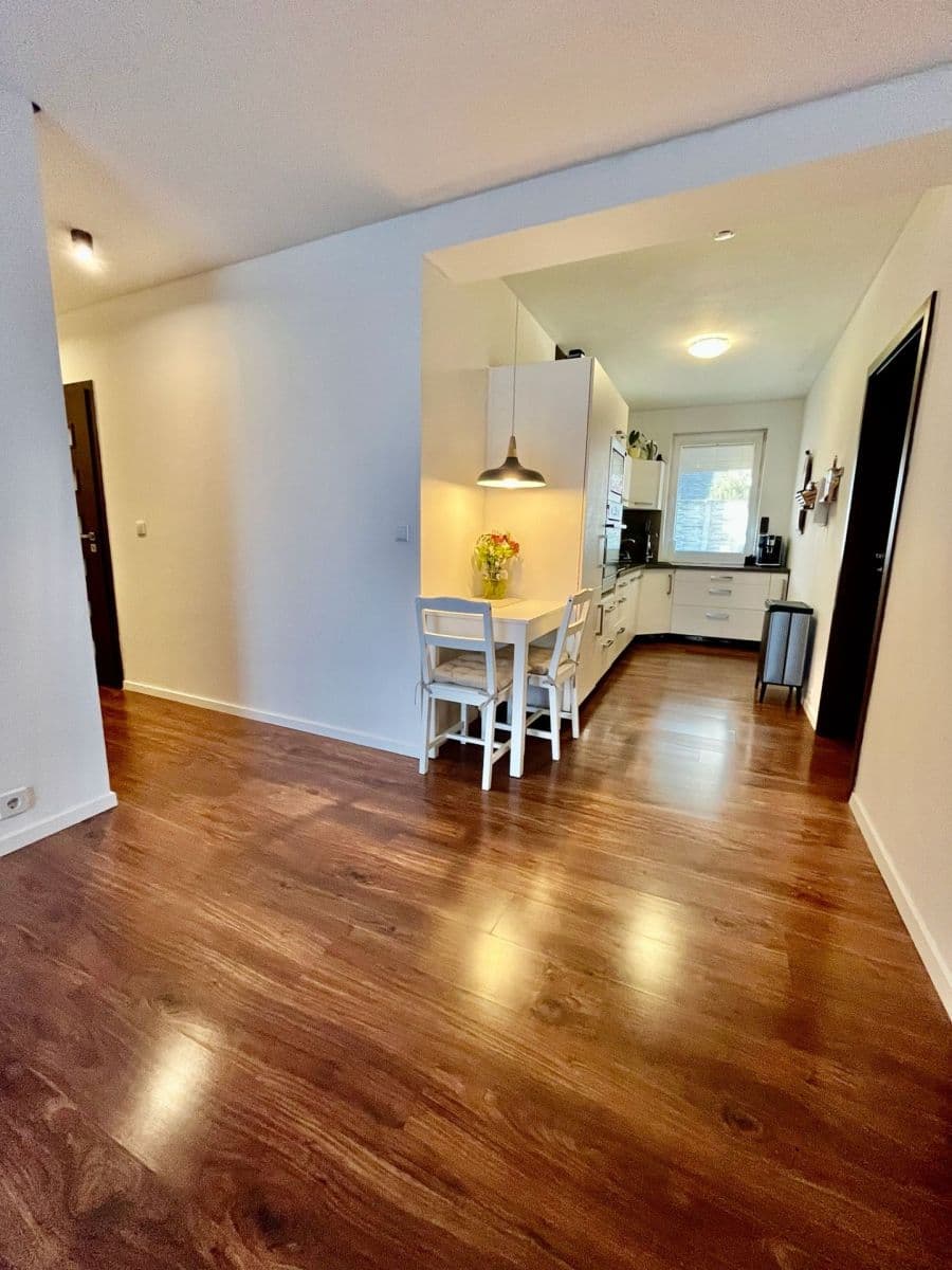 4 bedroom flat for sale, 79 m², Jazerná, Rovinka, Bratislavský Region 4 bedroom flat for sale, 79 m², Jazerná, Rovinka, Bratislavský Region