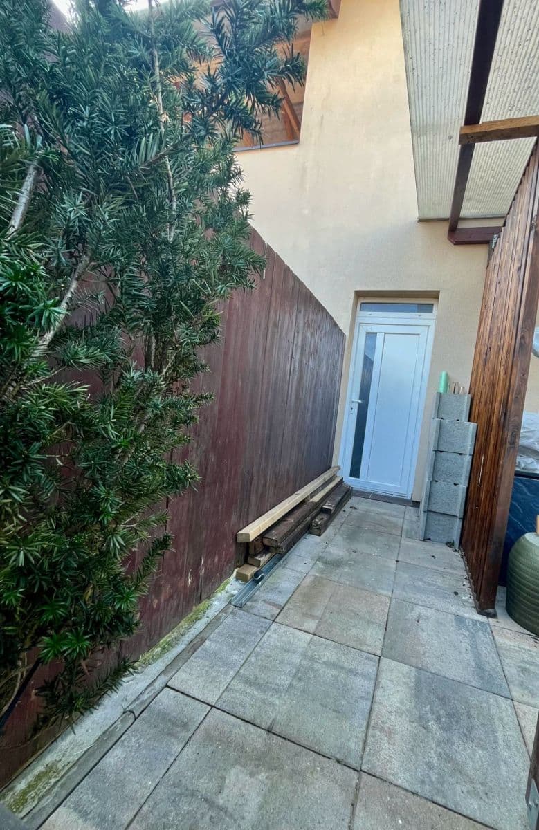 4 bedroom flat for sale, 79 m², Jazerná, Rovinka, Bratislavský Region 4 bedroom flat for sale, 79 m², Jazerná, Rovinka, Bratislavský Region