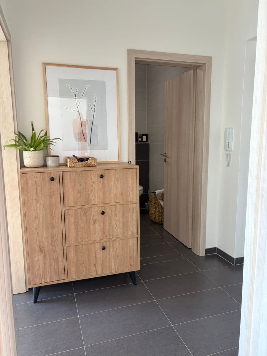 1 bedroom with open-plan kitchen flat to rent, 52 m², Na Výšině, Říčany, Středočeský Region 1 bedroom with open-plan kitchen flat to rent, 52 m², Na Výšině, Říčany, Středočeský Region