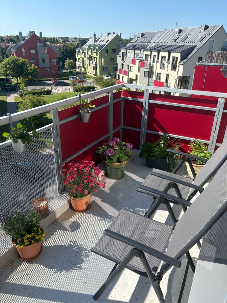 1 bedroom with open-plan kitchen flat to rent, 52 m², Na Výšině, Říčany, Středočeský Region 1 bedroom with open-plan kitchen flat to rent, 52 m², Na Výšině, Říčany, Středočeský Region