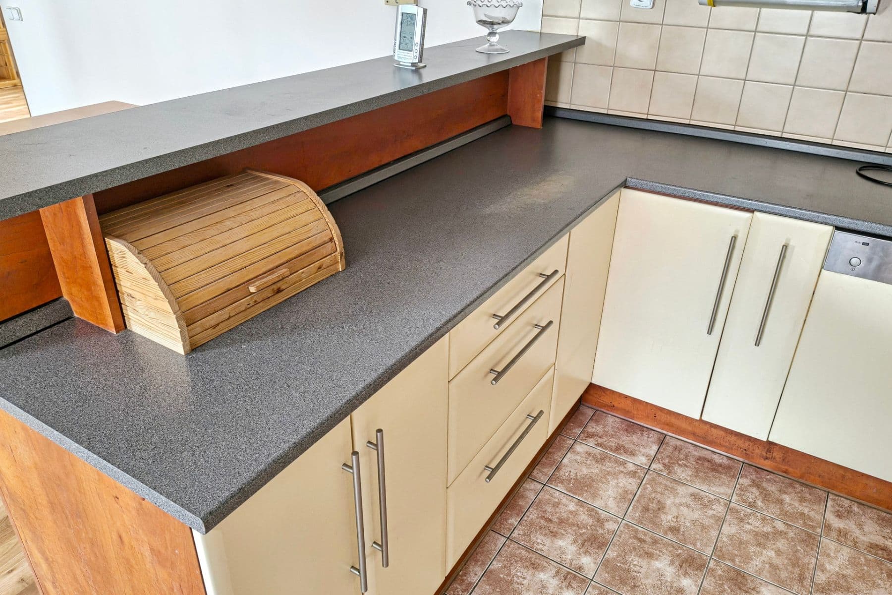 2 bedroom with open-plan kitchen flat for sale, 86 m², Kaštanová, Milovice, Středočeský Region 2 bedroom with open-plan kitchen flat for sale, 86 m², Kaštanová, Milovice, Středočeský Region