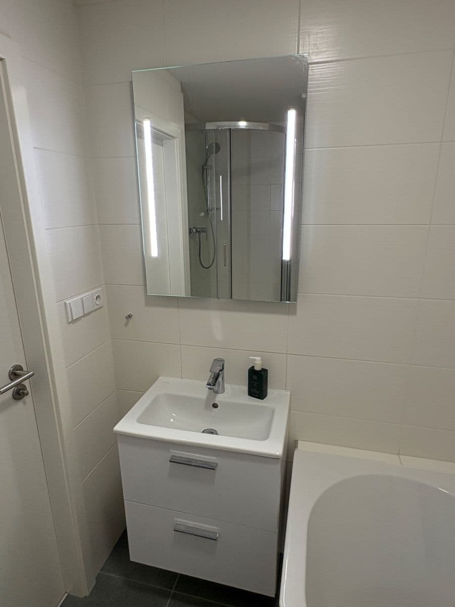 3 bedroom flat to rent, 73 m², Lovosická, Prague, Prague 3 bedroom flat to rent, 73 m², Lovosická, Prague, Prague