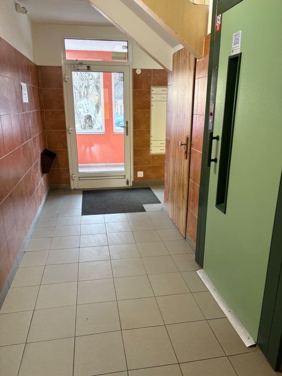 3 bedroom flat to rent, 73 m², Lovosická, Prague, Prague 3 bedroom flat to rent, 73 m², Lovosická, Prague, Prague