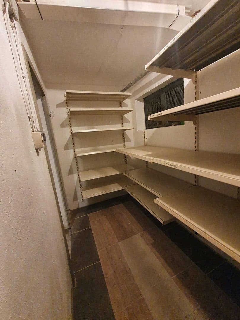 3 bedroom with open-plan kitchen flat for sale, 103 m², Wernau (Neckar), Baden-Württemberg 3 bedroom with open-plan kitchen flat for sale, 103 m², Wernau (Neckar), Baden-Württemberg