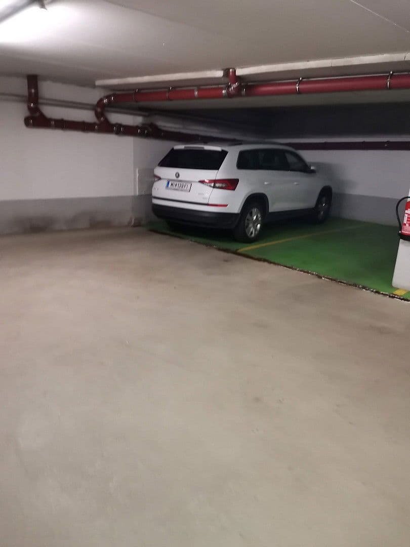 garage to rent, 0 m², Heiligenstädterstrasse, Wien, Vienna garage to rent, 0 m², Heiligenstädterstrasse, Wien, Vienna