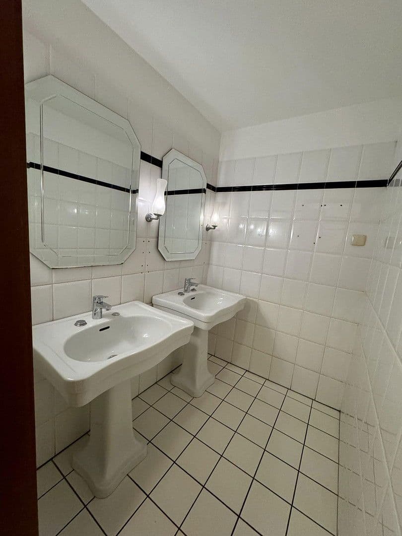 non-residential property to rent, 290 m², Bochumer Straße 36, Essen, North Rhine-Westphalia non-residential property to rent, 290 m², Bochumer Straße 36, Essen, North Rhine-Westphalia