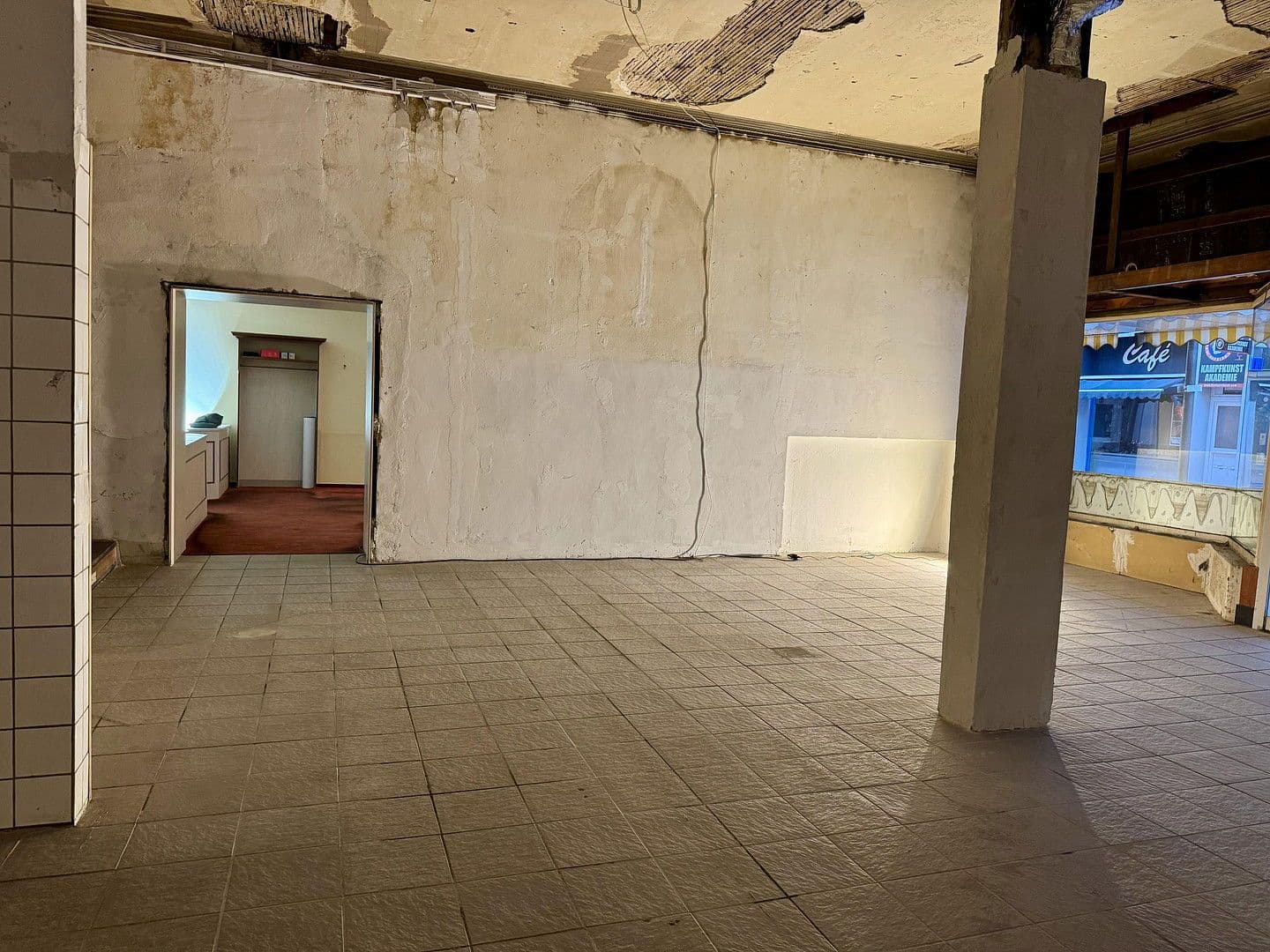 non-residential property to rent, 290 m², Bochumer Straße 36, Essen, North Rhine-Westphalia non-residential property to rent, 290 m², Bochumer Straße 36, Essen, North Rhine-Westphalia