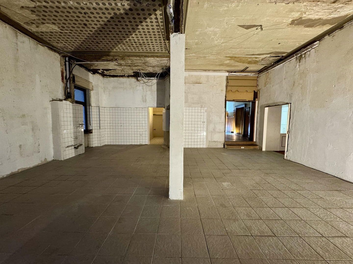 non-residential property to rent, 290 m², Bochumer Straße 36, Essen, North Rhine-Westphalia non-residential property to rent, 290 m², Bochumer Straße 36, Essen, North Rhine-Westphalia